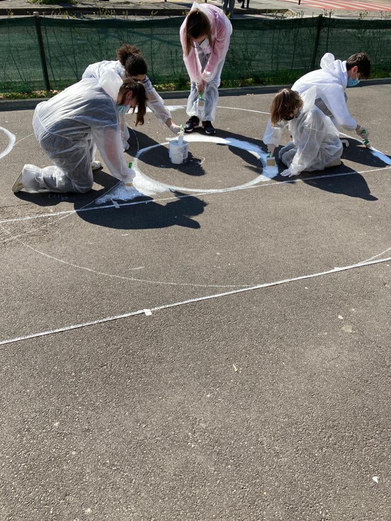Il Liceo Buniva colora Piazza Don Milani