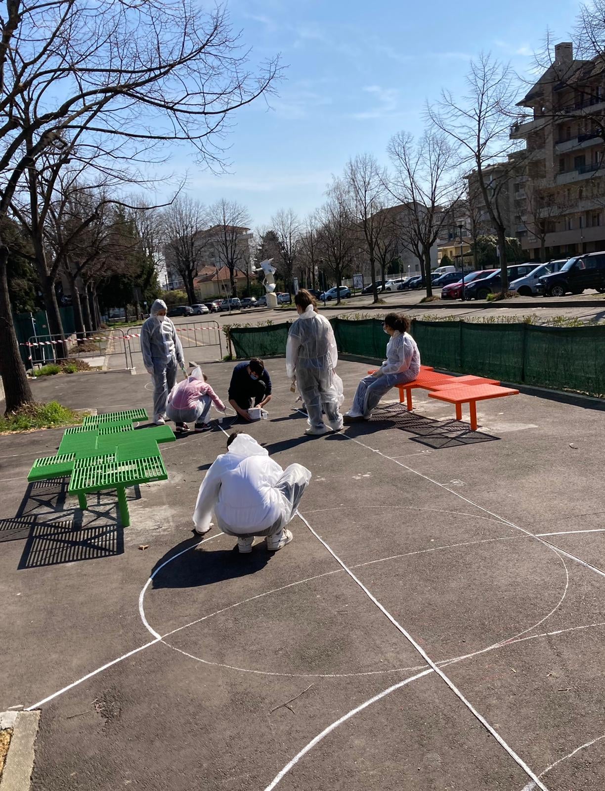 Il Liceo Buniva colora Piazza Don Milani