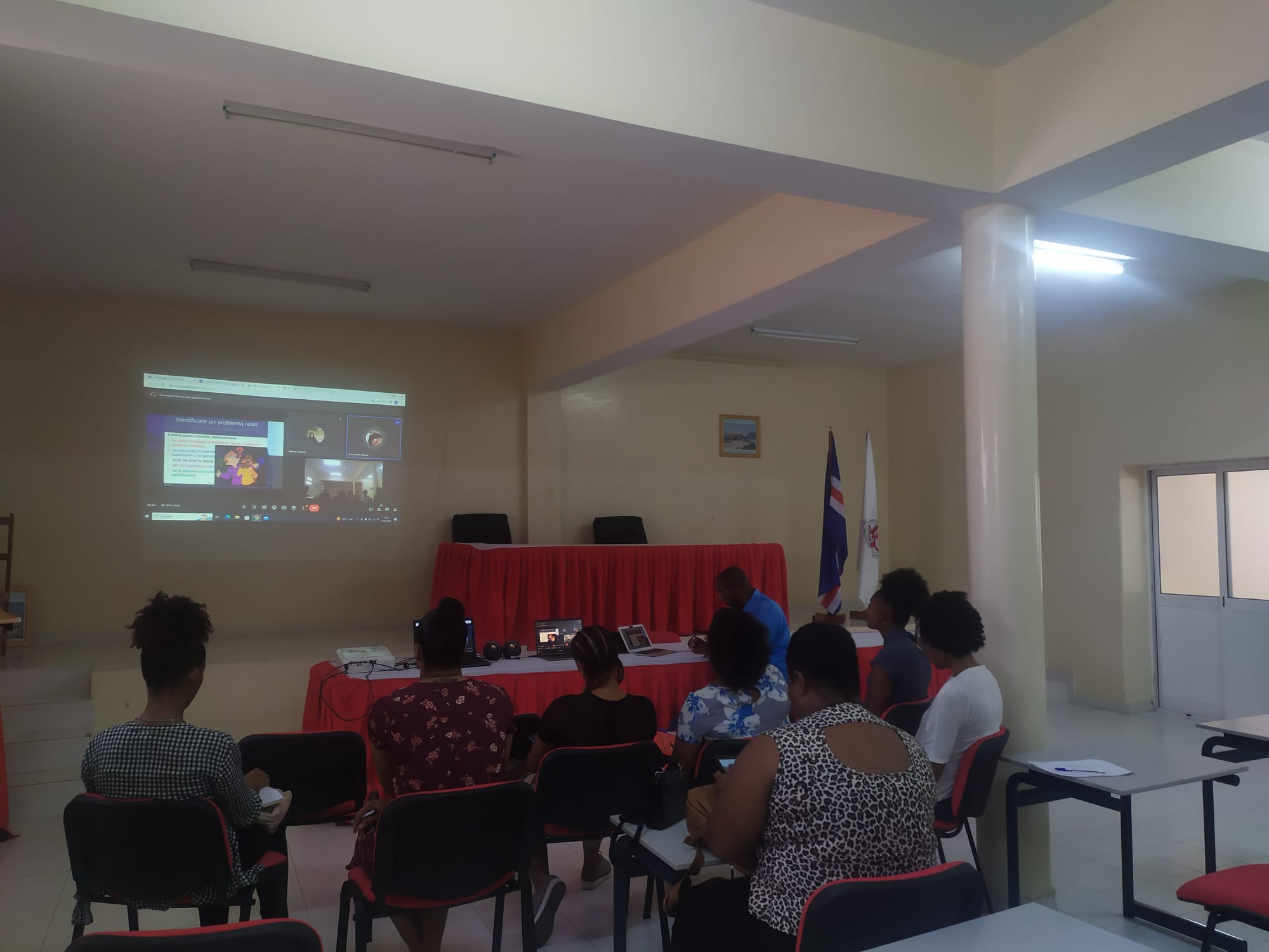 Formazione online delle educatrici del centro della gioventù