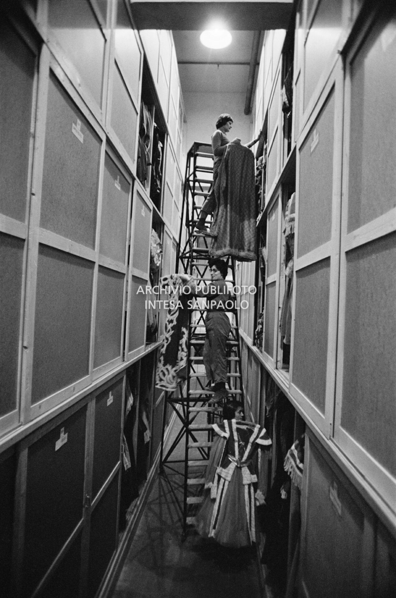 SCOPRI L'ARCHIVIO PUBLIFOTO