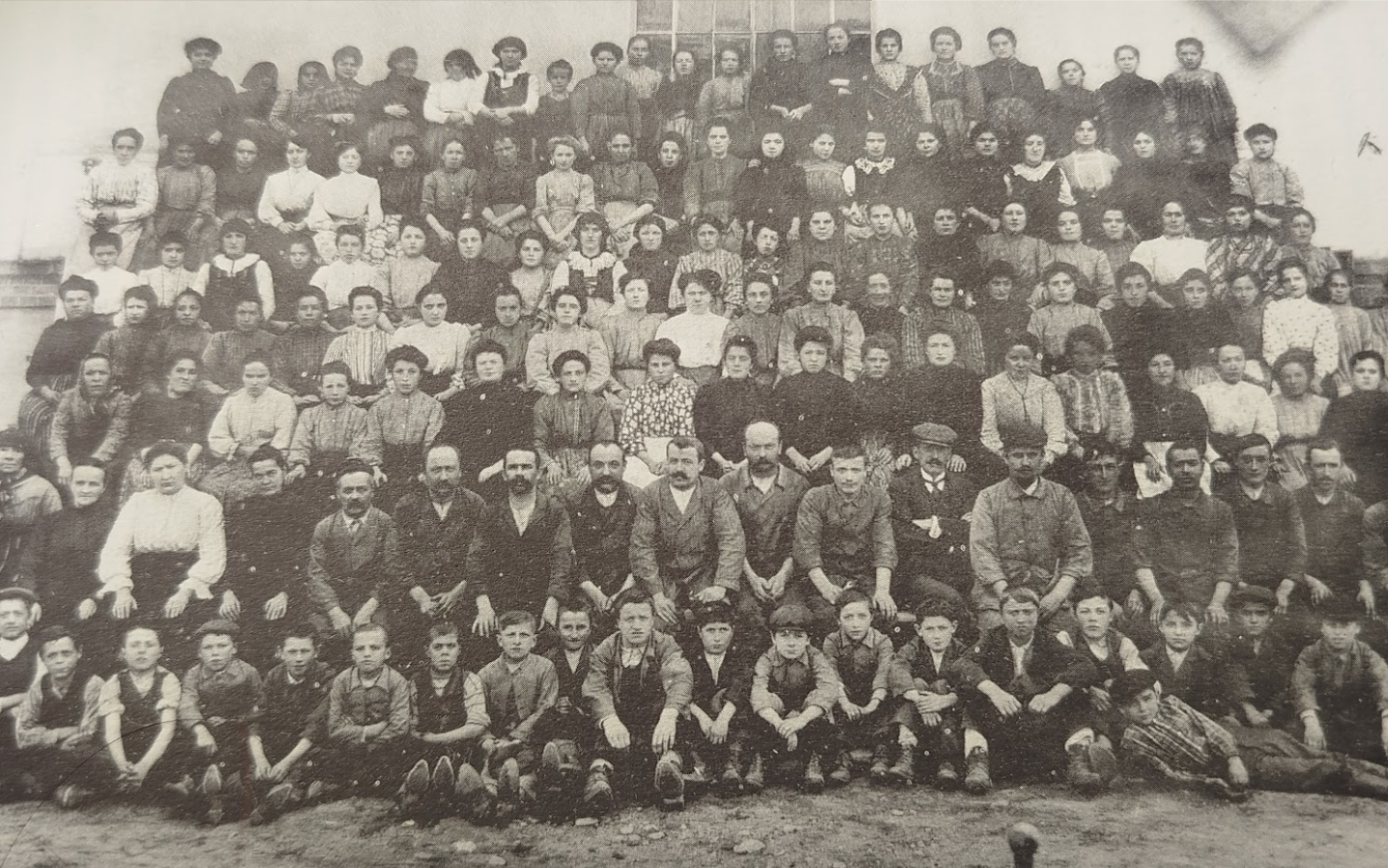 1897   Scioperi e tumulti nella Manifattura  di Pont Canavese