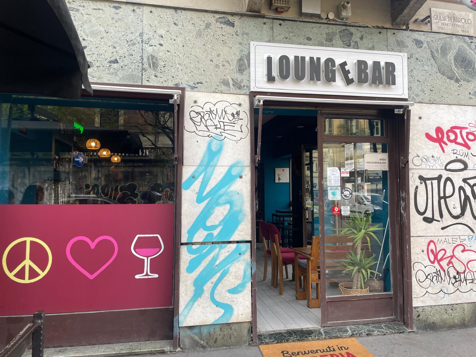 Lounge bar Colosseum