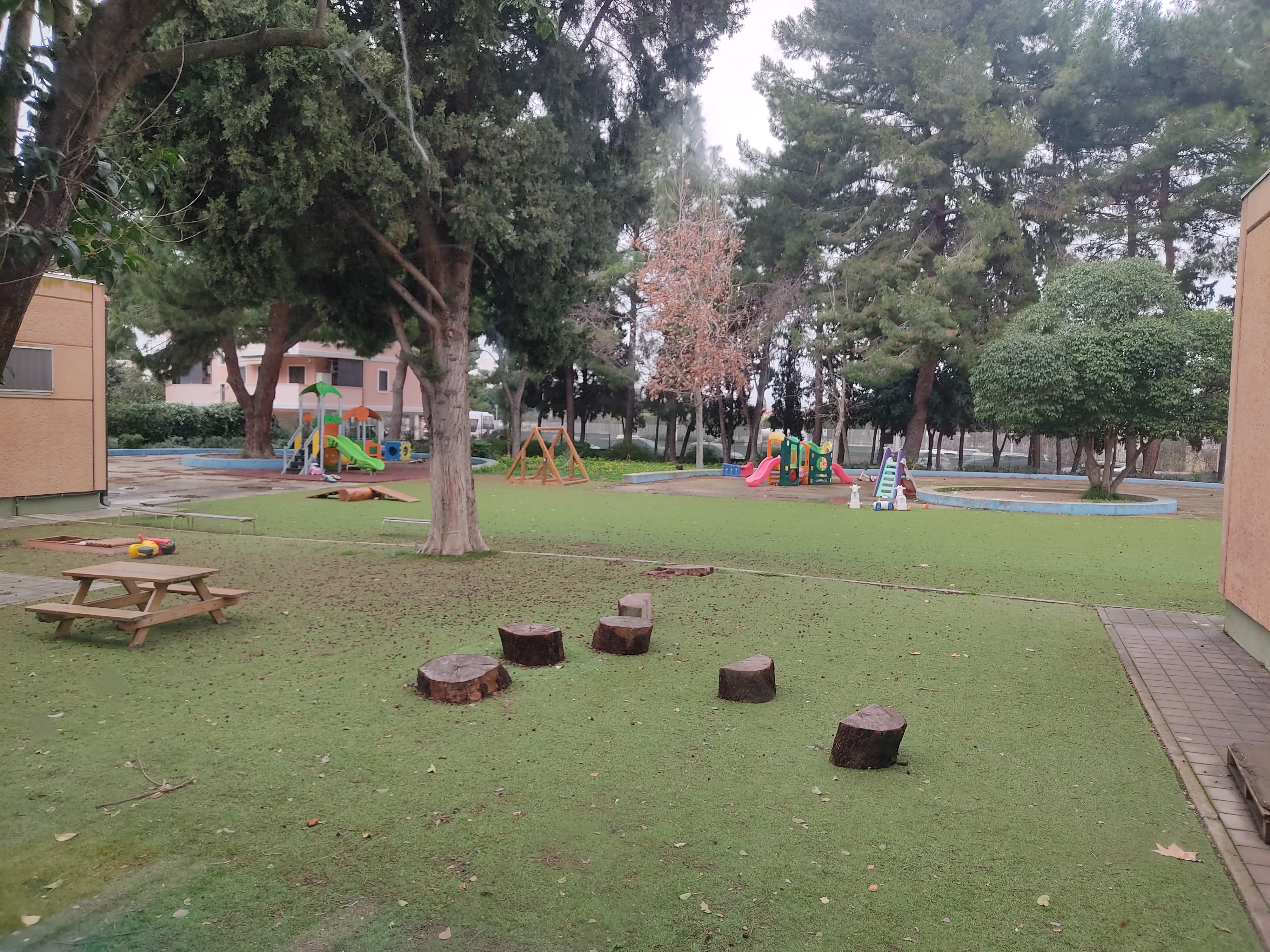 Scuola dell'Infanzia Via Corona Is Bingias 2 