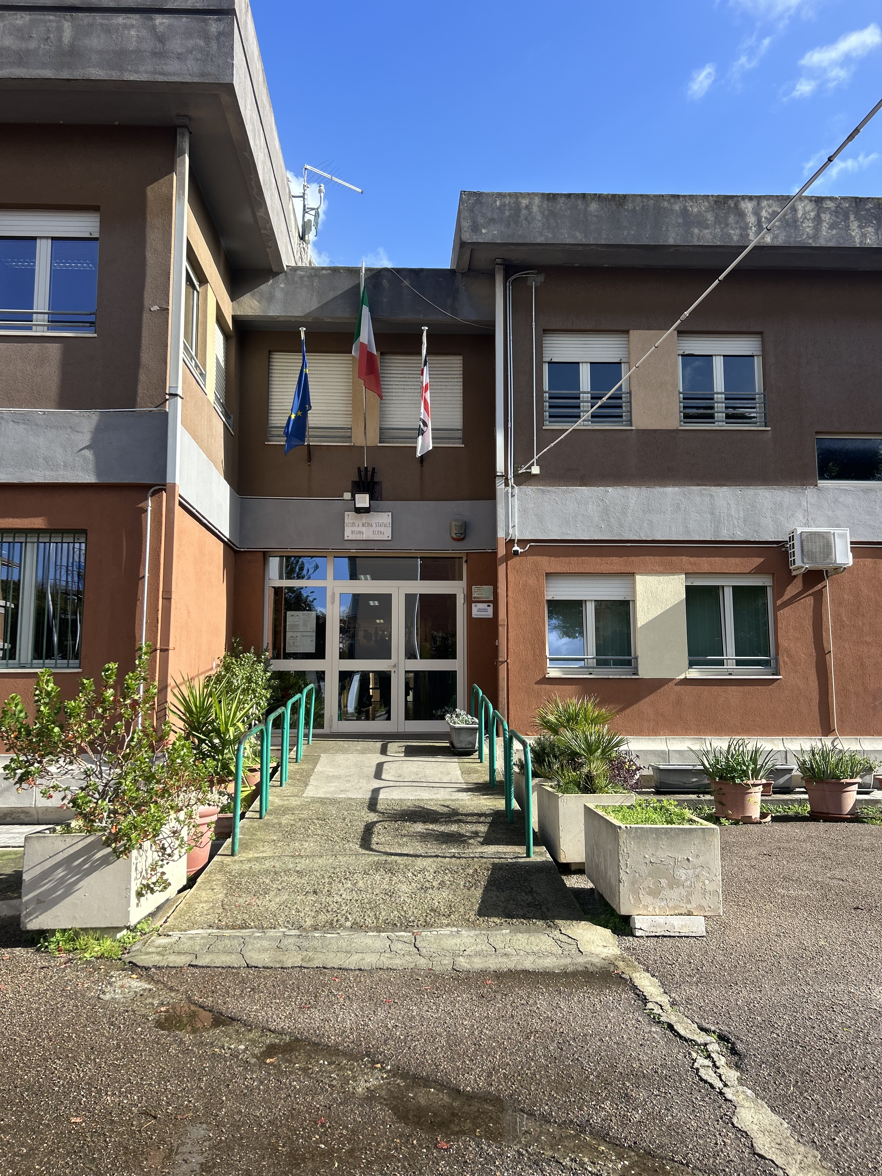 Scuola Secondaria di primo grado "Regina Elena"