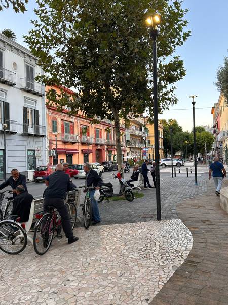 PIAZZA DI AFRAGOLA 